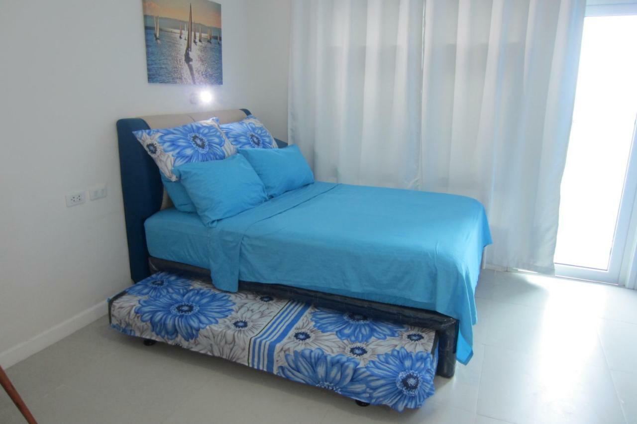 Vila Oceanfront At Arterra, Fast Wifi, Nflix, Kitchen - H Or L Lapu-Lapu City Exteriér fotografie